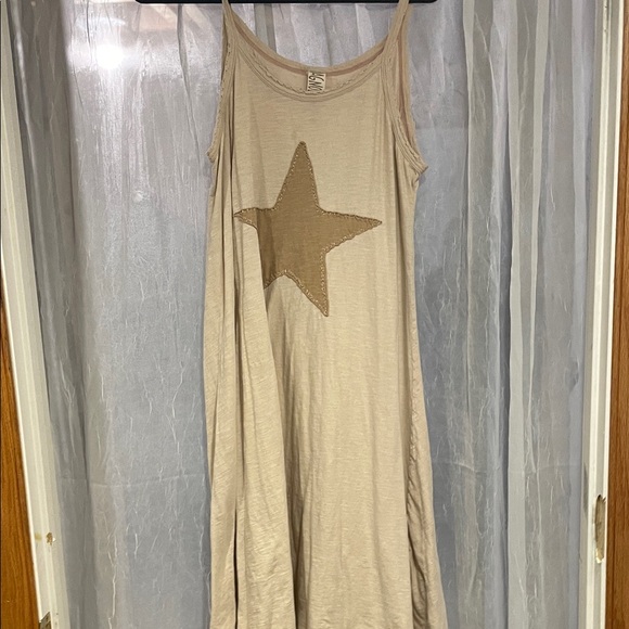 Magnolia Pearl Dresses & Skirts - Magnolia Pearl Pink Tank Dress with Star Accent